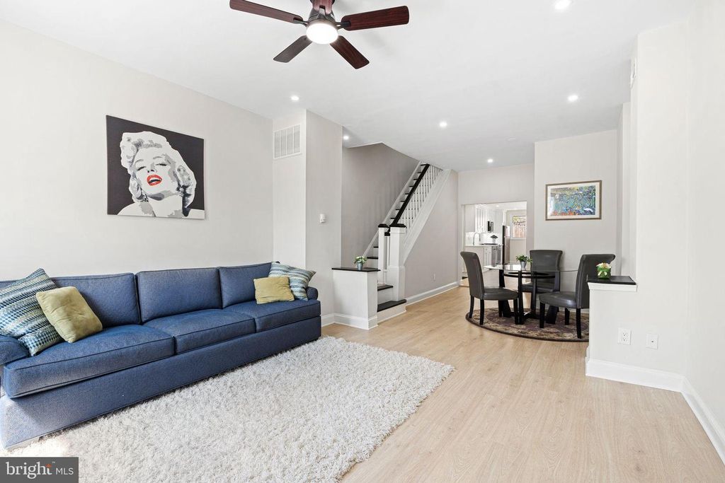 104 SEVILLE ST, Philadelphia, PA 19127