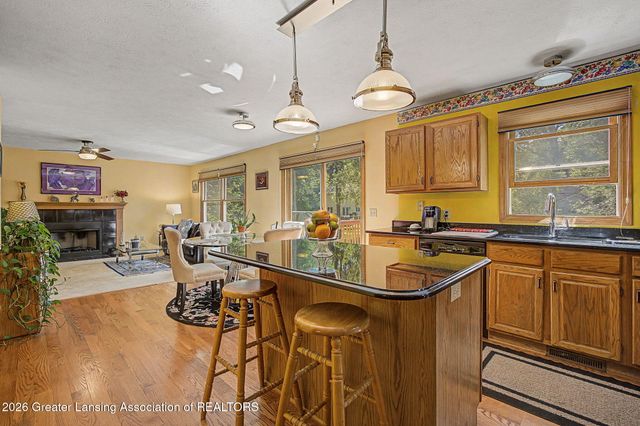 3965 Applegrove Lane, Lansing, MI 48911