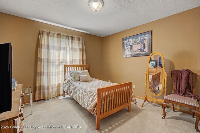 3965 Applegrove Lane, Lansing, MI 48911