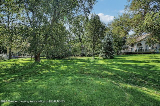 3965 Applegrove Lane, Lansing, MI 48911