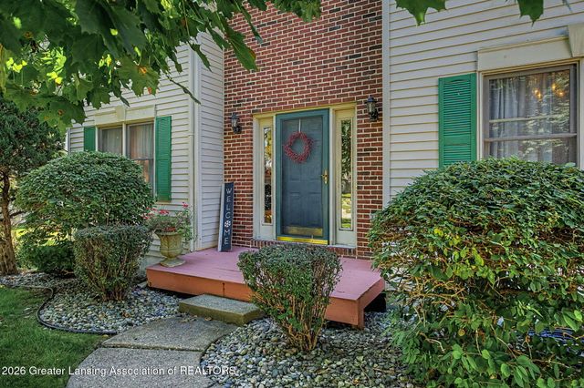 3965 Applegrove Lane, Lansing, MI 48911