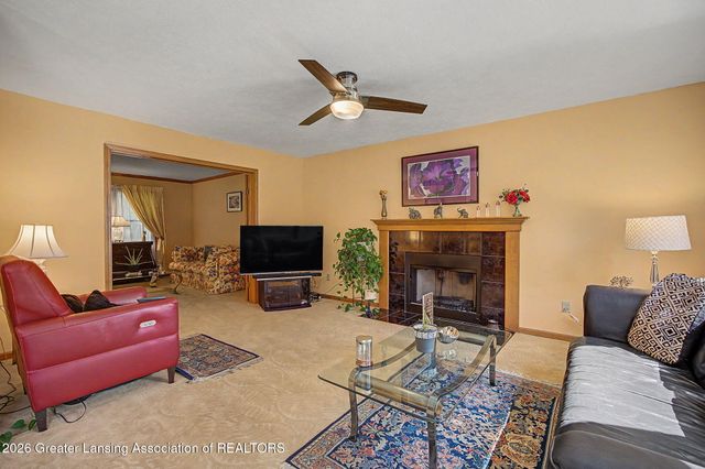 3965 Applegrove Lane, Lansing, MI 48911