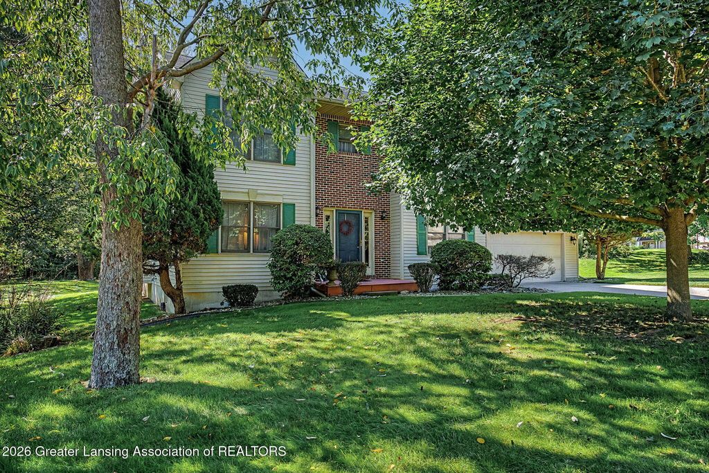 3965 Applegrove Lane, Lansing, MI 48911