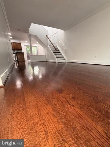 2379 SOUTHGATE SQ, Reston, VA 20191