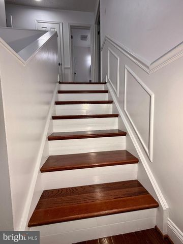 2379 SOUTHGATE SQ, Reston, VA 20191