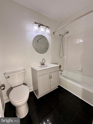 2379 SOUTHGATE SQ, Reston, VA 20191