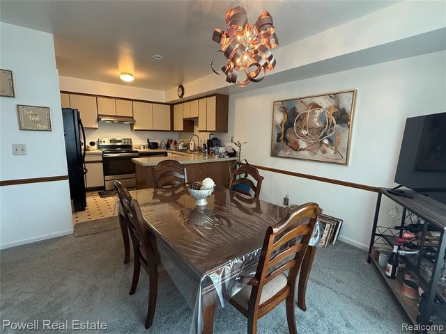 802 Country Club Drive, Saint Clair Shores, MI 48082