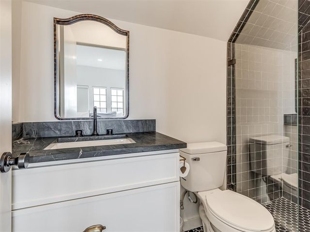 105 Lower Greenway, Carlton Landing, OK 74432