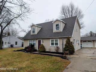 1903 Eastgate Road, Toledo, OH 43614