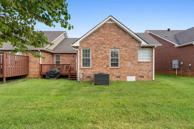 35 Townsend Way, Clarksville, TN 37043