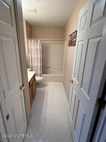 2758 Lenox Street, Toms River, NJ 08755
