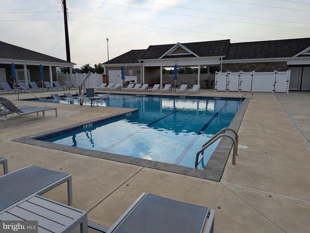 166 HOOD FARM DR, West Grove, PA 19390