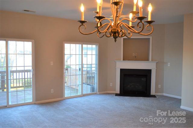 9712 Walkers Glen Drive NW, Concord, NC 28027