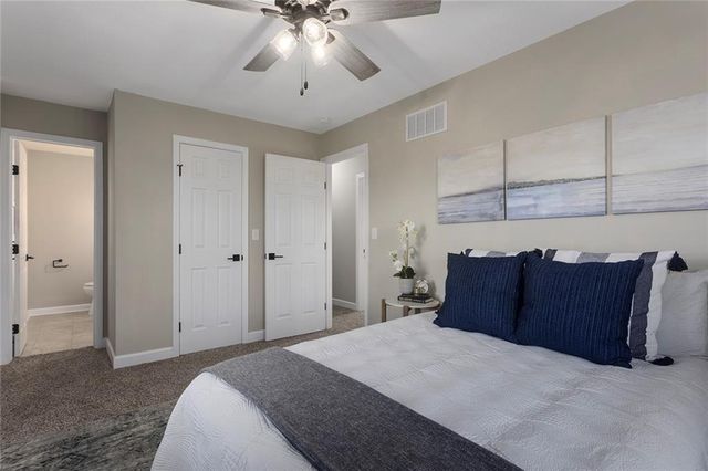 26104 E 273rd Street, Harrisonville, MO 64701