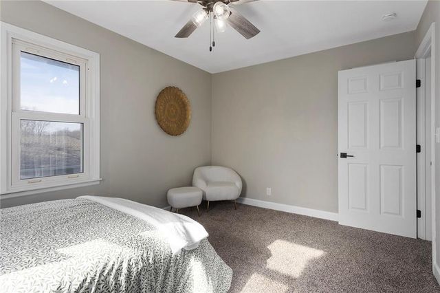 26104 E 273rd Street, Harrisonville, MO 64701