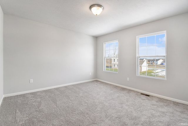 2207 Miami Trail, Huntington, IN 46750