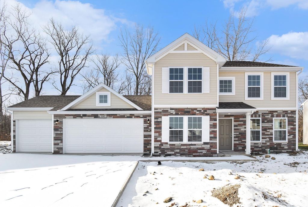 2207 Miami Trail, Huntington, IN 46750