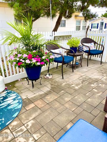 31 1st Lane 1, Seaside Park, NJ 08752