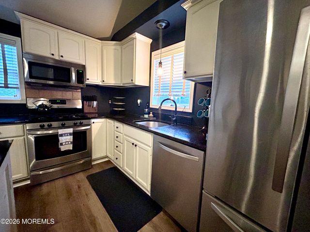 31 1st Lane 1, Seaside Park, NJ 08752