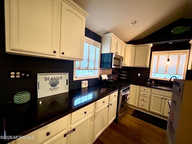 31 1st Lane 1, Seaside Park, NJ 08752