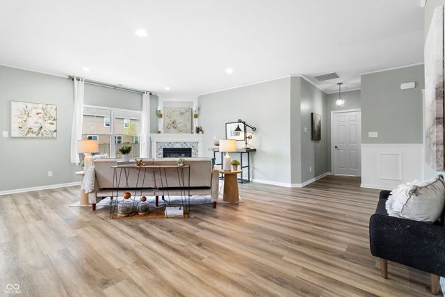 887 Rattlebox Lane, Westfield, IN 46074