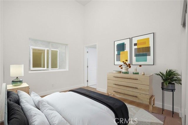 10911 S Main Street, Los Angeles, CA 90061