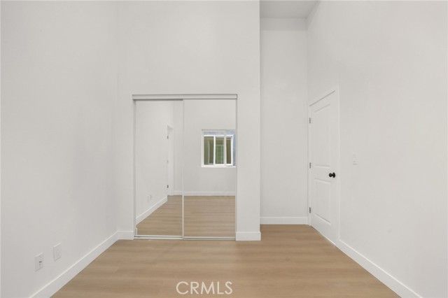 10911 S Main Street, Los Angeles, CA 90061