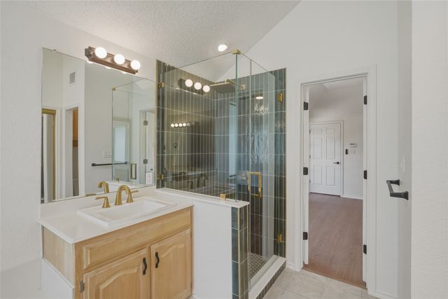 2226 Diamond Oaks Drive, Garland, TX 75044