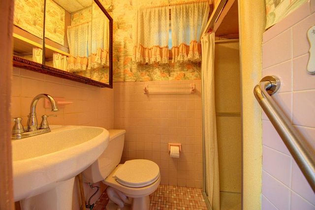 89-10 121st Street, New York City, NY 11418