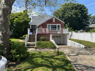 123 Genesee Boulevard, Atlantic Beach, NY 11509