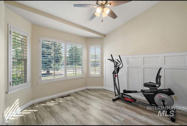 10959 W Rose Lake St, Star, ID 83669