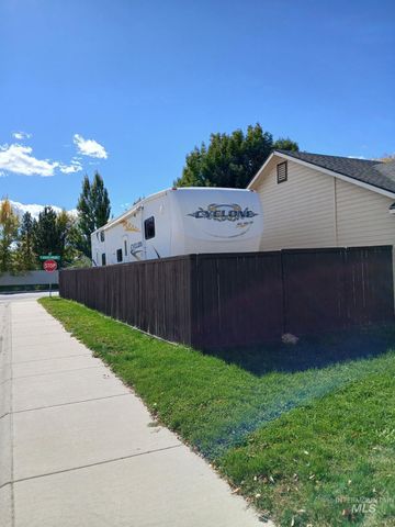 10959 W Rose Lake St, Star, ID 83669