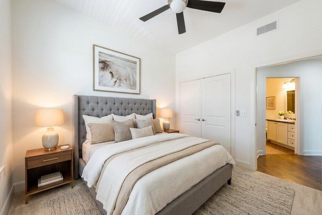 1010 Rosine Street 29, Houston, TX 77019