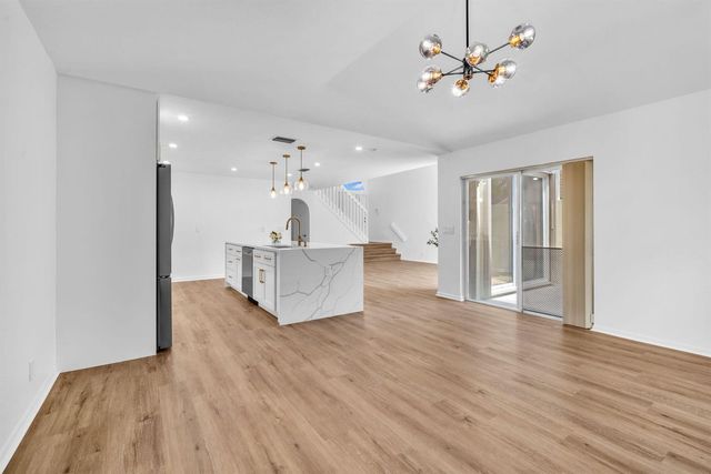 6511 Pelican Terrace, Coconut Creek, FL 33073