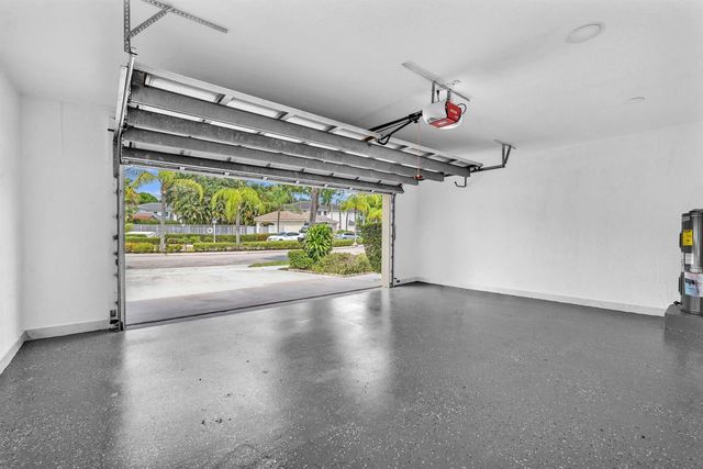6511 Pelican Terrace, Coconut Creek, FL 33073