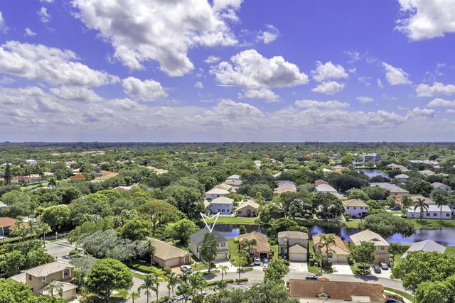 6511 Pelican Terrace, Coconut Creek, FL 33073