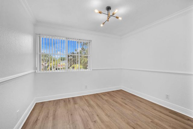 6511 Pelican Terrace, Coconut Creek, FL 33073