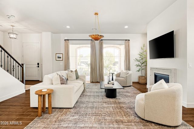 625 W Echo Lane, Phoenix, AZ 85021