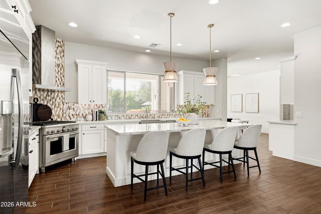 625 W Echo Lane, Phoenix, AZ 85021