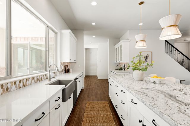 625 W Echo Lane, Phoenix, AZ 85021