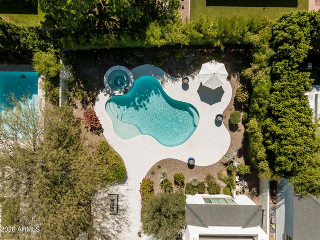 625 W Echo Lane, Phoenix, AZ 85021