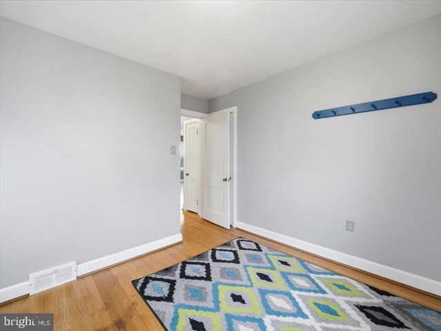 1241 S MAIN ST, Chambersburg, PA 17201