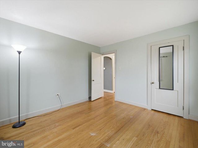 1241 S MAIN ST, Chambersburg, PA 17201