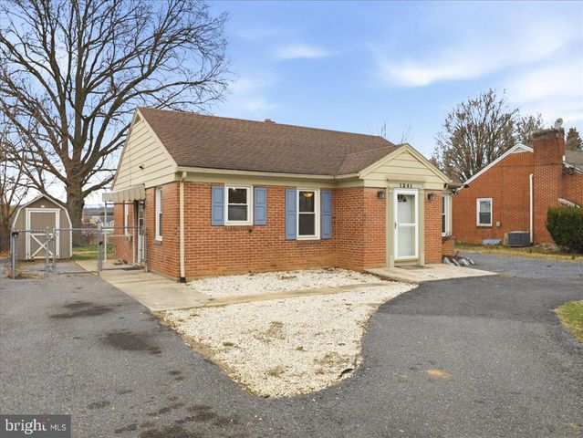 1241 S MAIN ST, Chambersburg, PA 17201
