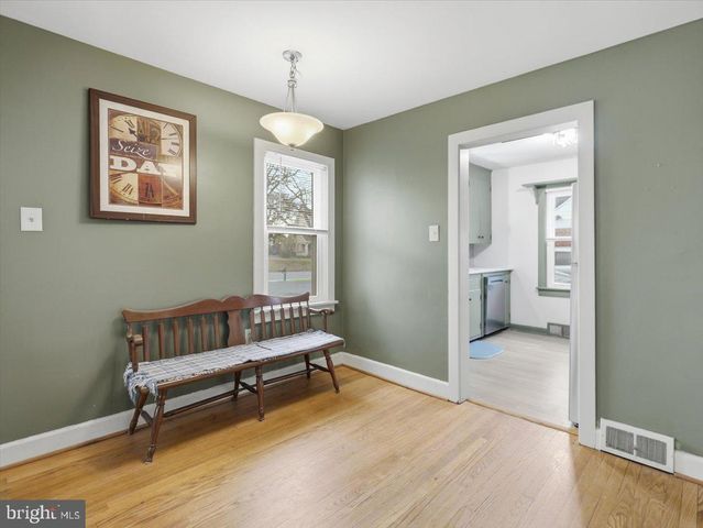 1241 S MAIN ST, Chambersburg, PA 17201