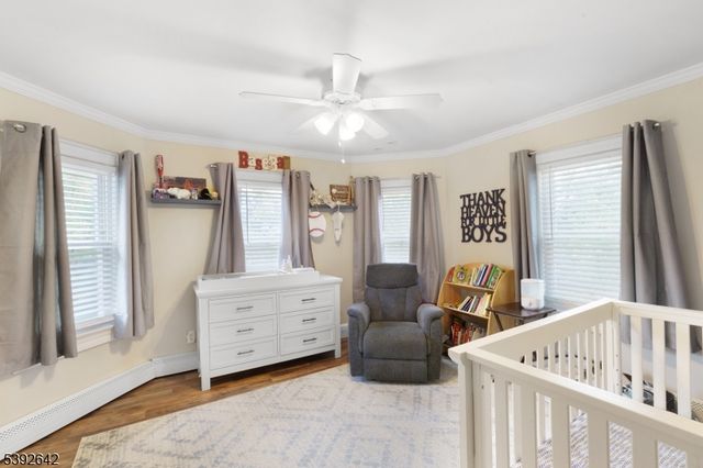 67 Ryerson Ave, Newton Town, NJ 07860