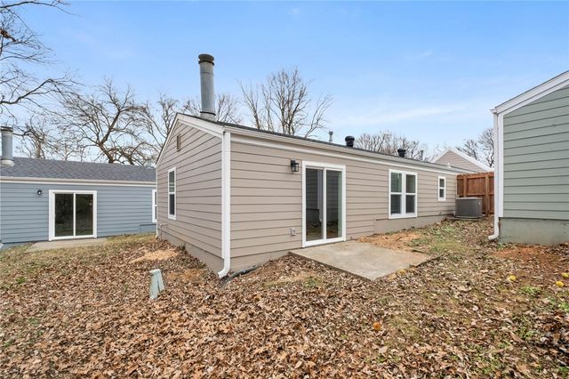 2073 N Kantz Lane, Fayetteville, AR 72703