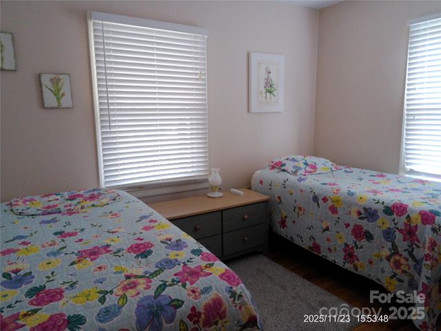 230 Leisure Lane, Waynesville, NC 28786