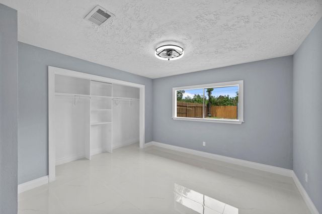 8403 Swan Meadow Lane, Humble, TX 77338