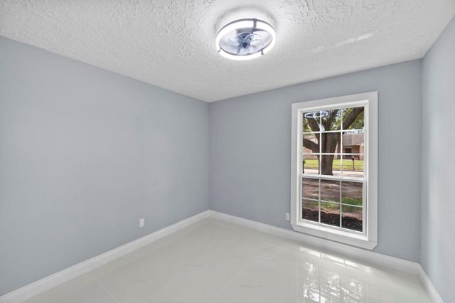 8403 Swan Meadow Lane, Humble, TX 77338